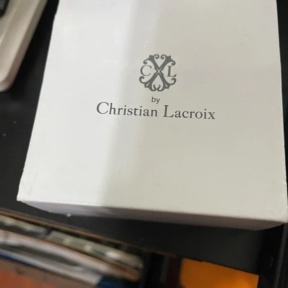 Brand New Anne Klein Diamond Watch. Very Beautiful and Elegant - Picture 6 of 6